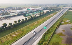 Năm 2025 hoàn thành toàn bộ trạm dừng nghỉ cao tốc