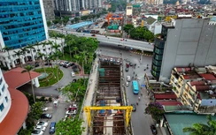 Rào chắn gầm cầu vượt Nguyễn Chí Thanh thi công metro Nhổn - ga Hà Nội