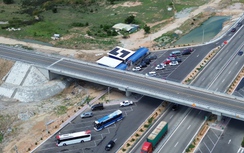 Ngỡ ngàng với trạm dừng nghỉ tạm trên cao tốc Cam Lâm - Vĩnh Hảo