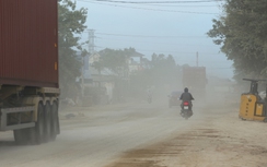 Dự án mở rộng QL7A chậm GPMB, dân khổ vì bụi, nhà thầu "dở khóc dở cười"