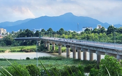 Thông xe qua cầu Trà Khúc 2 trên QL1 qua Quảng Ngãi