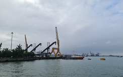 Theo dõi chặt chẽ diễn biến áp thấp nhiệt đới, đưa tàu thuyền đến nơi an toàn