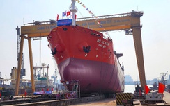 Hạ thủy tàu chở hóa chất 13.000 tấn xuất khẩu Hàn Quốc