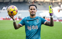 Con trai HLV Indonesia chơi bùng nổ tại Ngoại hạng Anh