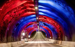 Kiệt tác nghệ thuật giao thông tại loạt hầm xuyên biển trên quần đảo nhỏ gần Bắc Cực