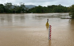 Cảnh báo lũ quét, sạt lở sau bão số 10: Siết chặt an toàn giao thông thủy