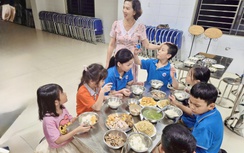 Phụ huynh bức xúc, Sở Giáo dục và Đào tạo nói các trường phải chủ động