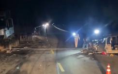 Vụ tai nạn xe đầu kéo và ô tô con khiến 7 người bị thương: Cháu bé 11 tháng tuổi tử vong