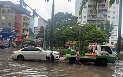 Bão tan, ngập chưa dứt: Lỗ hổng thoát nước đô thị từ đâu?