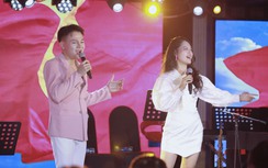 Đêm nhạc thiện nguyện “Thắp lửa trái tim” quyên góp gần 700 triệu ủng hộ đồng bào vũng lũ