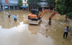Toàn cảnh khu dân cư cùng hàng nghìn hộ dân ở Lào Cai bị chia cắt, giao thông tê liệt