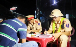 Cần Thơ: Bi hài, "ma men" năn nỉ xin nhận lỗi, nộp phạt thay bạn