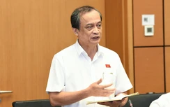 Đề nghị quy định rõ Bộ trưởng chịu trách nhiệm cuối cùng với chương trình sách giáo khoa