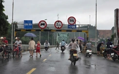 Lào Cai: Người đi bộ và những loại phương tiện nào được qua cầu Yên Bái từ 15h hôm nay?