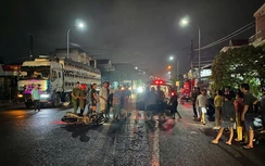 Gia Lai: Xe máy va chạm xe tải đỗ bên đường, một người tử vong