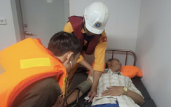 Khẩn cấp cứu ngư dân bị đau ruột thừa cấp trên biển Quy Nhơn