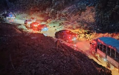 Thông xe một vệt đường Hồ Chí Minh qua đèo Lò Xo