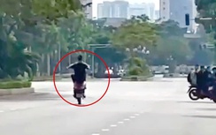 Hà Nội: Con mượn xe máy "bốc đầu" trên phố, cha bị phạt 9 triệu đồng