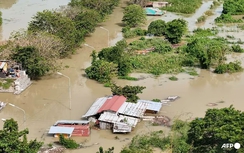 Bão Matmo đổ bộ vào miền Nam Trung Quốc giữa cao điểm nghỉ lễ