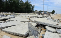 Huế: Công bố tình huống khẩn cấp để khắc phục sạt lở bờ biển Thuận An