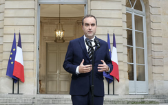 Tân Thủ tướng Pháp Sébastien Lecornu từ chức chỉ sau 14 giờ công bố nội các mới