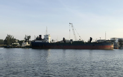 Điều chỉnh thời gian hoàn thành dự án nạo vét luồng hàng hải Cửa Việt sang năm 2026