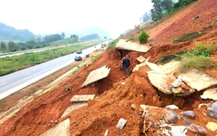 Ninh Bình: Tuyến đường Đông - Tây gần 2.000 tỷ đồng sạt lở ta luy, cần sớm khắc phục