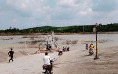Quảng Ngãi: Khắc phục hư hỏng, thông xe cầu tràn Thạch Nham