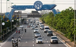 Hà Nội cấm xe tải, xe khách lưu thông ở làn 1 trục Nhật Tân - Nội Bài từ 25/11