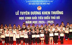 Hà Nội khen thưởng học sinh, sinh viên xuất sắc, tiêu biểu là người dân tộc thiểu số
