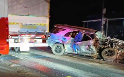 Lâm Đồng: Xe khách va chạm ô tô, hai người tử vong