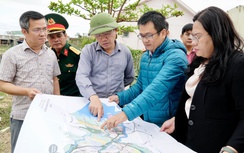 Chủ tịch tỉnh Gia Lai: “Phải di dời người dân khỏi vùng ngập lụt để tránh tái nghèo”