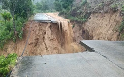 Lũ vừa rút, Quảng Ngãi lại phải tất bật ứng phó với bão