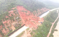 Đề xuất làm tường chắn, kè rọ đá giật cấp bảo vệ tuyến đường ven biển Hà Tĩnh