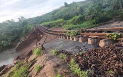 Huy động tổng lực khắc phục hậu quả mưa lũ, đảm bảo an toàn đường sắt quốc gia