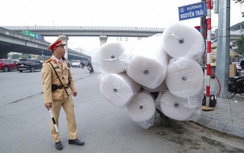 Hà Nội tăng cường xử lý xe chở quá khổ, quá tải dịp cuối năm