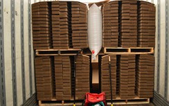 Đóng hàng container với túi khí chèn hàng và pallet của ICD Việt Nam