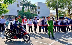 Hà Nội bồi dưỡng kiến thức pháp luật, kỹ năng lái xe cho học sinh