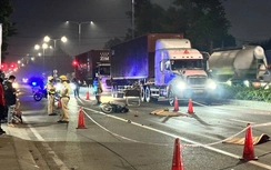 Xe container va chạm xe máy, thanh niên tử vong thương tâm