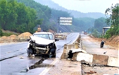 Huế: Tai nạn trên cao tốc La Sơn - Hòa Liên, bé trai 9 tháng tuổi tử vong