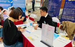Nghịch lý thị trường lao động cuối năm