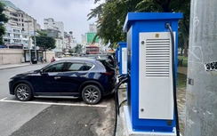 TP.HCM thúc đẩy đầu tư trụ sạc, tủ đổi pin từ hạ tầng giao thông hiện hữu