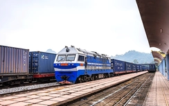 Hàng hóa qua cửa khẩu đường sắt Việt - Trung tăng trưởng vượt bậc