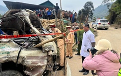 9 nạn nhân bị thương trong vụ lật xe 29 chỗ đều được đưa về Hà Nội cấp cứu