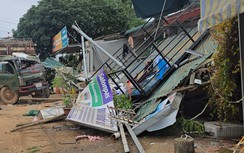 Hiện trường vụ tai nạn làm một người tử vong, 4 người bị thương ở Quảng Trị