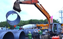 Hối hả thi công cao tốc Cà Mau - Đất Mũi xuyên Tết