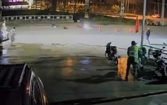 Nam thanh niên 17 tuổi "thông chốt" húc văng CSGT ở Lào Cai