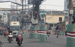 Khi nào 76 cột điện chình ình trên đường Dương Quảng Hàm ở TP.HCM di dời?