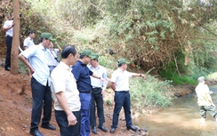 Kiểm tra thực địa vị trí được đề xuất khôi phục cầu Mã Đà kết nối Đồng Nai với Bình Phước