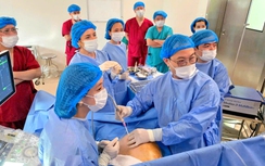 Giải cứu thai nhi ngay từ trong bụng mẹ